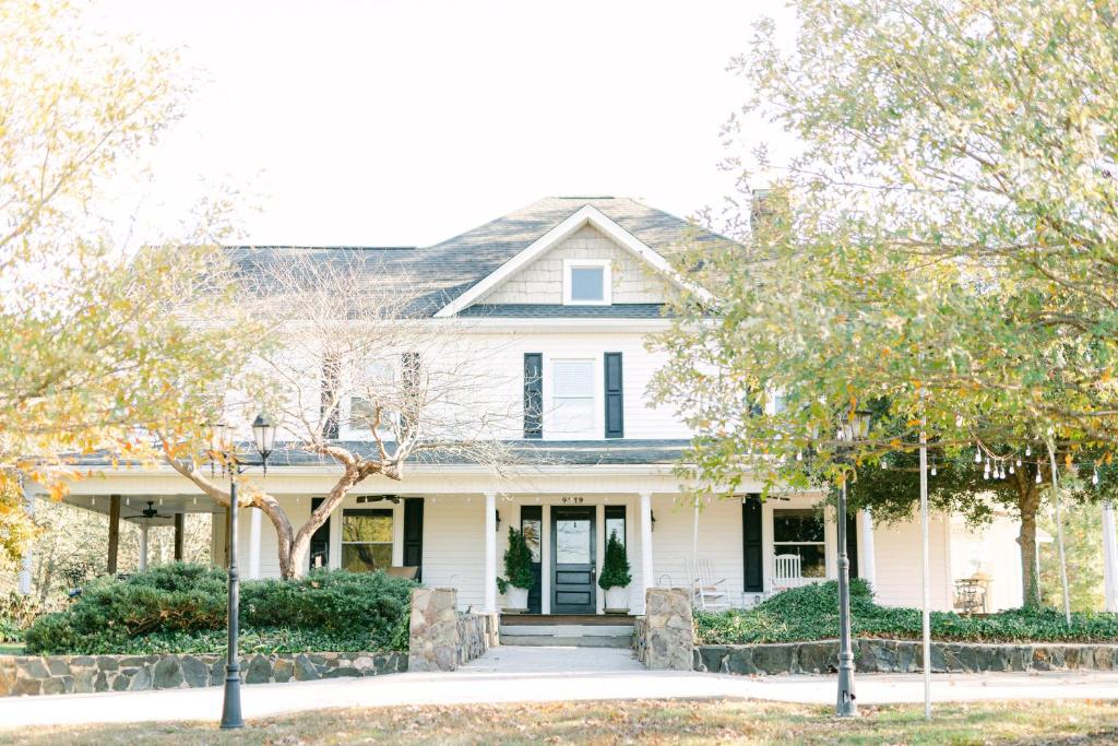 The Groome Inn - Best Hotels in North Carolina