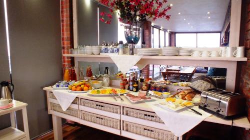 White Shark Guest House - Best Hotels in Gansbaai