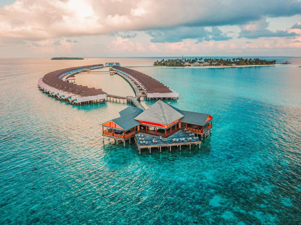 The Standard, Huruvalhi Maldives - Best Value Hotels in Maldives
