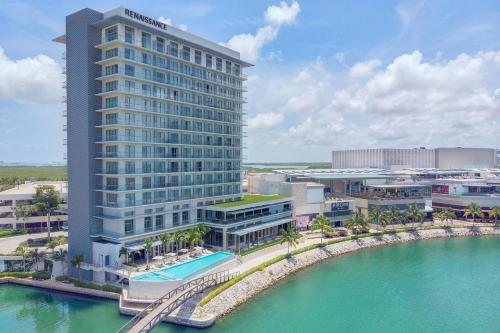 Renaissance Cancun Resort & Marina - Best Marriott International Hotels in Riviera Maya & The Yucatan