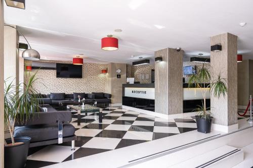 Hotel Parliament - Best Hotels with Free Breakfast in Bucharest