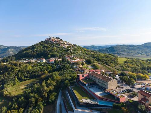Winery & Design hotel ROXANICH - Best Hotels in Istria