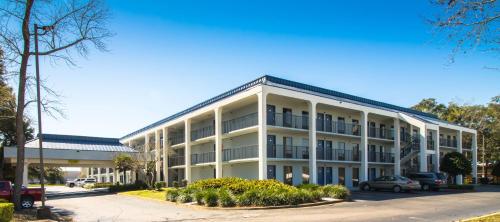 Sweet Dream Inn - University Park - Best Pet-Friendly Hotels in Pensacola, FL