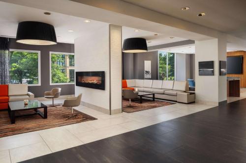 Embassy Suites by Hilton Washington DC Chevy Chase Pavilion - Best Hilton Worldwide Hotels in District of Columbia