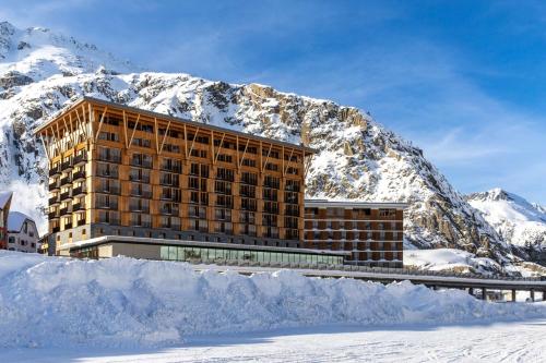 Radisson Blu Hotel Reussen, Andermatt - Best Radisson Hotel Group in Switzerland