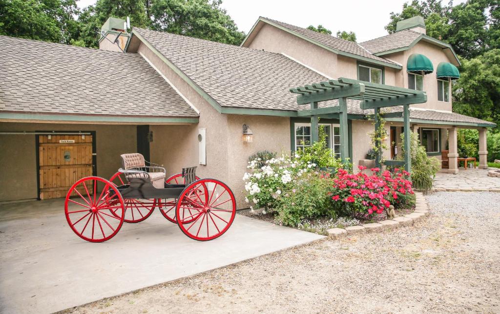 The Eden House Vineyard - Best Hotels in California Wine Country