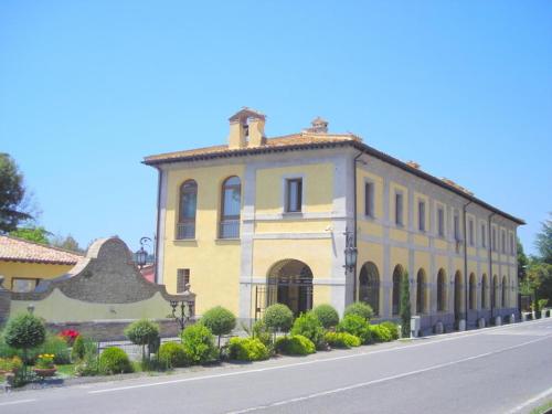 Relais Il Postiglione - Antica Posta dei Chigi - Best Hotels in Lazio