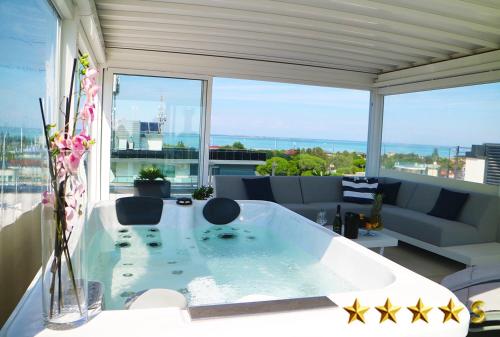 Hotel Rossini 4S - Best Beach Hotels in Florence