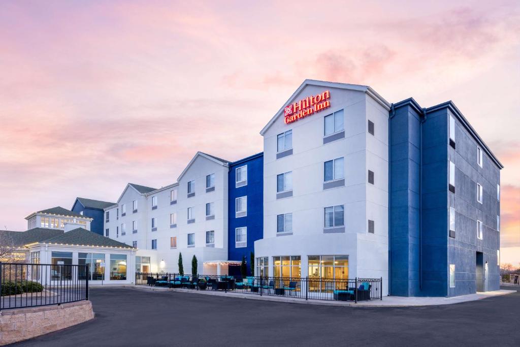 Hilton Garden Inn Albuquerque/Journal Center - Best Hotels in Albuquerque, NM