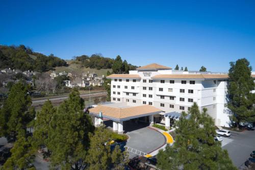 Embassy Suites by Hilton San Rafael Marin County - Best Embassy Suites by Hilton Hotels in California