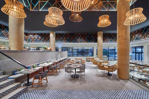 Fiesta Americana Condesa Cancun - All Inclusive - Best Family Hotels in Riviera Maya & The Yucatan