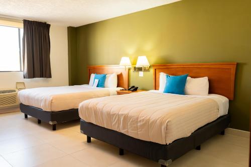 Baja Inn Hoteles La Mesa - Best Hotels in Tijuana