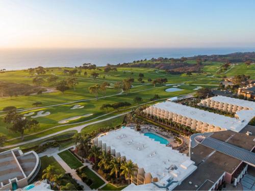 Hilton La Jolla Torrey Pines - Best Hotels near University of California--San Diego, CA