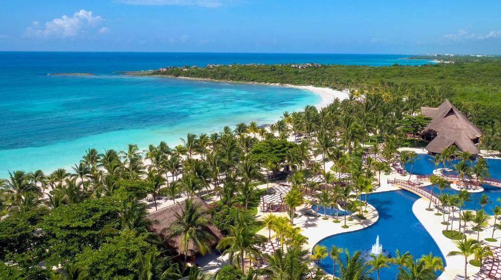 Barceló Maya Beach - All Inclusive - Best Hotels with Free Breakfast in Playa del Carmen