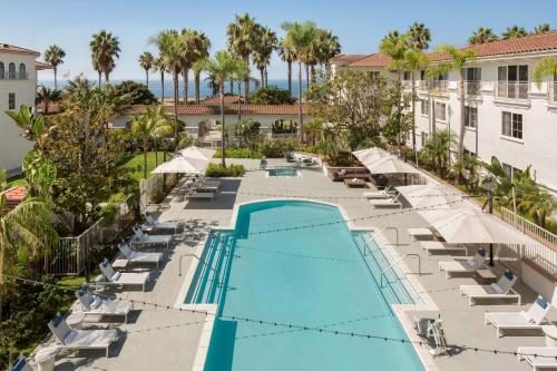Hilton Garden Inn Carlsbad Beach - Best Business Hotels in Carlsbad, CA