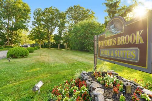 hotels with suites in Portsmouth