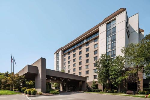 Embassy Suites by Hilton Nashville Airport - Best Embassy Suites by Hilton Hotels in Tennessee