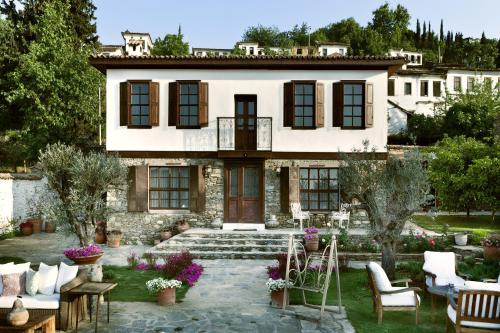 Gullu Konaklari - Best Hotels in Selcuk