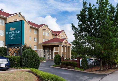 Homewood Suites by Hilton Chattanooga - Hamilton Place - Best Pool Hotels in Chattanooga, TN