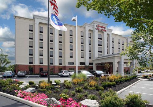 Hampton Inn & Suites Columbus Polaris