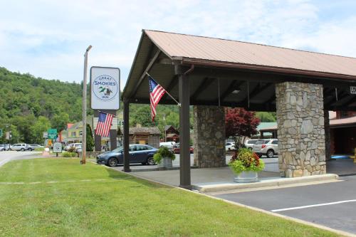 Great Smokies Inn - Cherokee - Best Hotels in Great Smoky Mountains National Park, TN