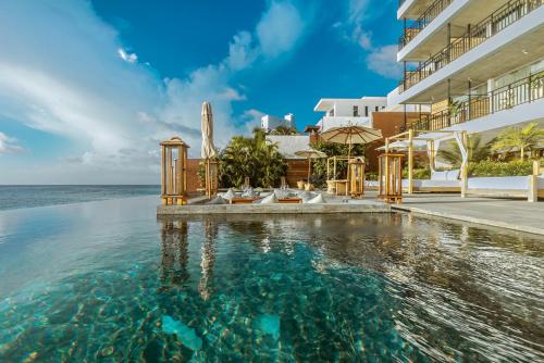 Hotel B Unique - Best Beach Hotels in Cozumel