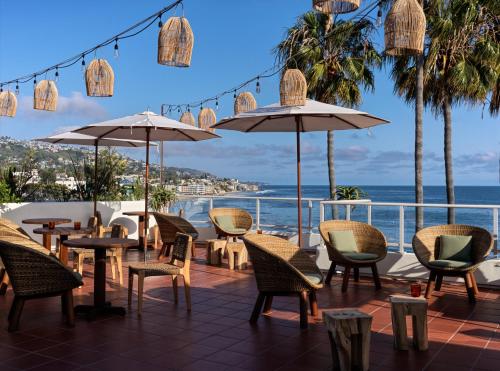 Casa Loma Beach Hotel