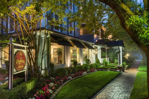 Chateau Inn and Suites - Best Hotels in New Jersey