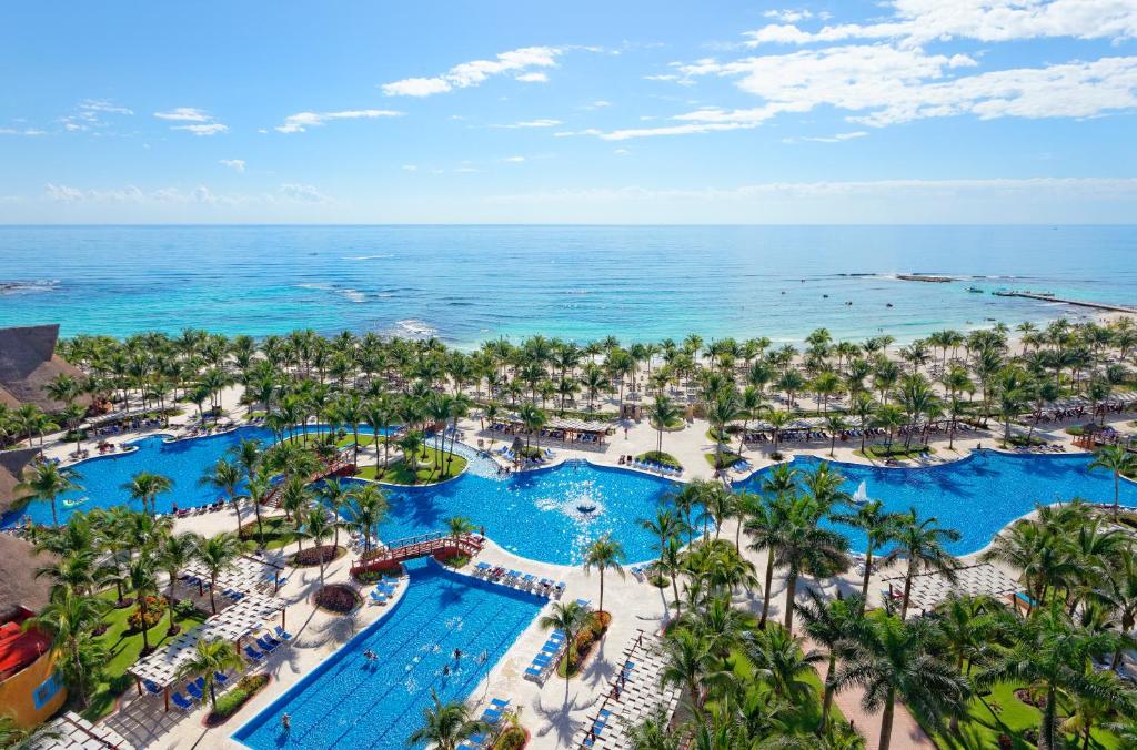 Barceló Maya Tropical - All Inclusive - Best Hotels with Free Breakfast in Playa del Carmen