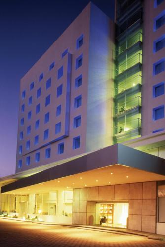 Fiesta Inn Express Puebla Finsa - Best Fitness Hotels in Puebla