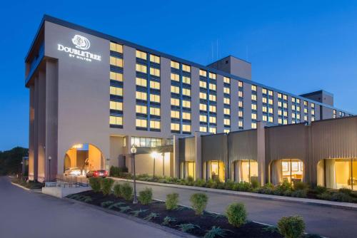 DoubleTree Boston North Shore Danvers - Best Spa Hotels in Massachusetts