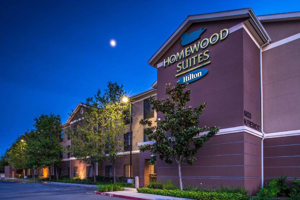 Homewood Suites by Hilton Fresno - Best Hotels with Free Breakfast in Fresno, CA
