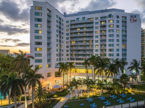 GALLERY One - A DoubleTree Suites by Hilton Hotel - Best Hotels near Broward College, FL