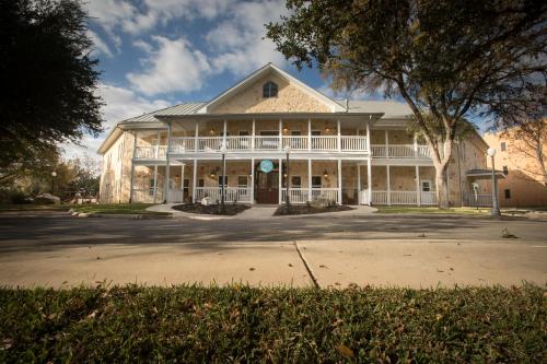Gruene River Hotel & Retreat - Best Hotels in Texas