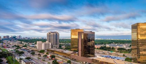 DoubleTree by Hilton Hotel Dallas Campbell Centre - Best Hotels near Southern Methodist University, TX