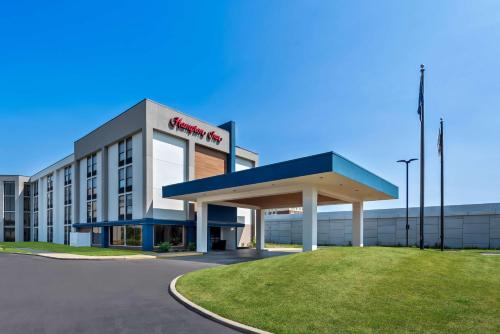 Hampton Inn Indianapolis Northeast/Castleton - Best Pool Hotels in Indianapolis, IN