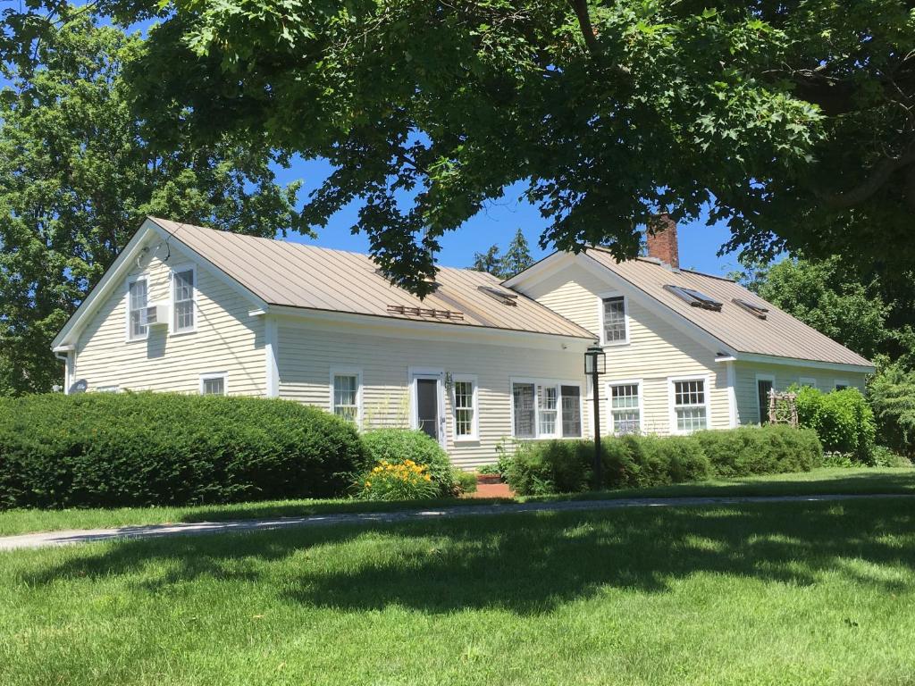 Cornwall Orchards Bed & Breakfast - Best Hotels in Vermont