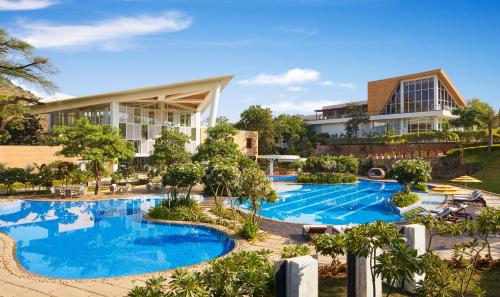 Taj Aravali Resort & Spa Udaipur - Best Hotels in Udaipur