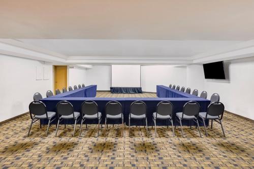Fiesta Inn Insurgentes Viaducto - Best Grupo Posadas Hotels in Mexico City & Central Mexico