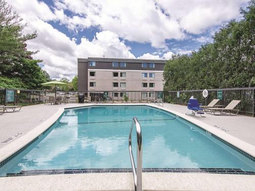 La Quinta Inn & Suites by Wyndham Portland DT Maine Med - Best Pool Hotels in Portland, ME