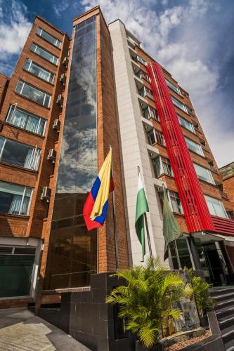 Hotel Egina Medellin - Best Hotels with Free Breakfast in Colombia
