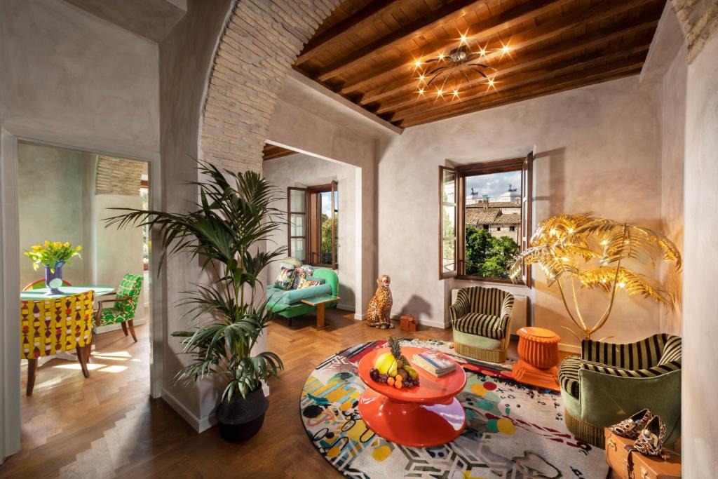 Palm Suites - Small Luxury Hotels of the World - Hotels with the Best Views in Rome
