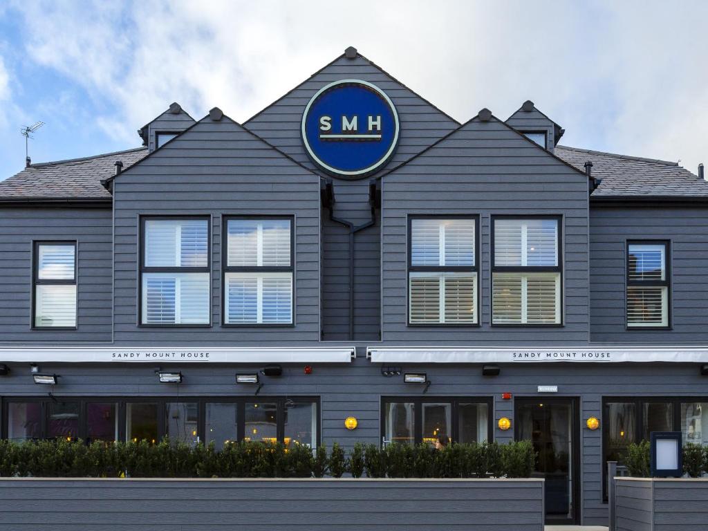 Sandy Mount House - Best Hotels in Wales