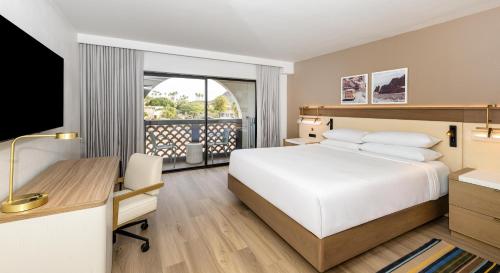 Hilton Phoenix Resort at the Peak - Best Pool Hotels in Arizona