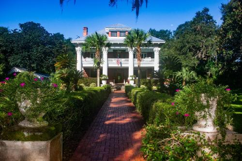 Herlong Mansion Bed & Breakfast - Best Hotels in Florida