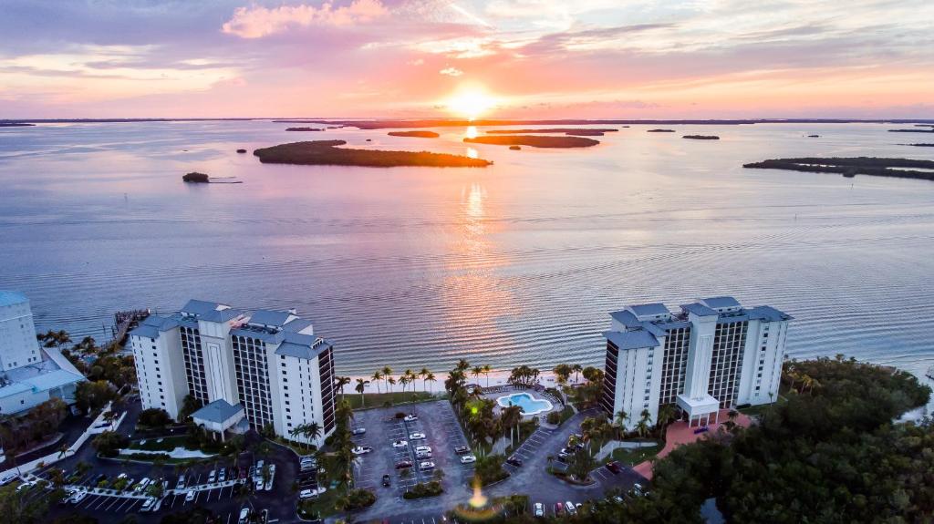 Resort Harbour Properties - Fort Myers / Sanibel Gateway - Best Fitness Hotels in Fort Myers, FL