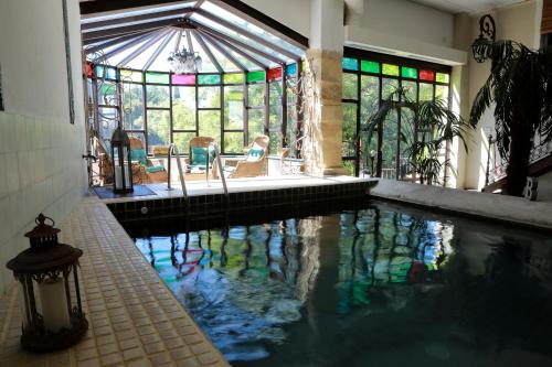 Justin de Provence - Best Hotels in Orange