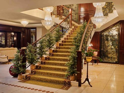 Hotel President Solin - Best Hotels with Free Breakfast in Split