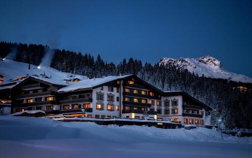 Hotel Almhof Schneider - Best Hotels in Lech
