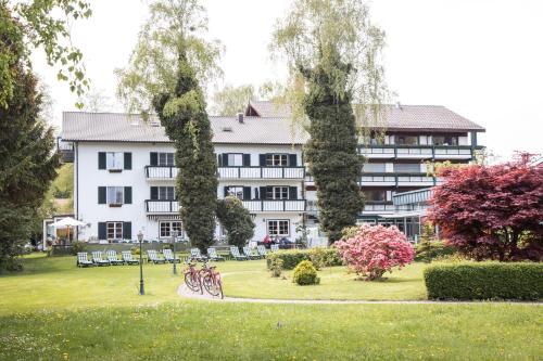 Garden Hotel Reinhart - Best Hotels in Bavaria